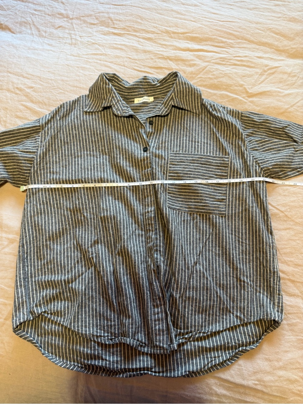 Neuflora Button Down - Picture 5 of 10